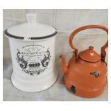 Vtg. Yugoslavia tea kettle/ K. Hansotia &co.