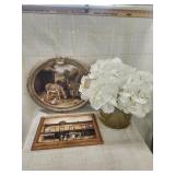 Lifelike Flower arrangement, Oval french country