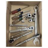 Screwdrivers  sockets and ratchets,  extension