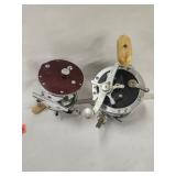 2 Fishing Reels
