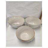 3 vtg. Stoneware bowls