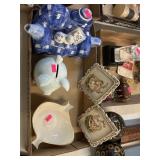 Lefton China wall plaques a porcelain teapot