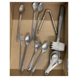Assorted Kitchen items