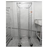 Wire rack on wheels
