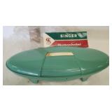 Vtg, Singer ButtonHoler