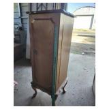 Queen Ann Style Oak standing Jewelry Armoire