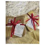 Gold table cloth , Gold Placemats