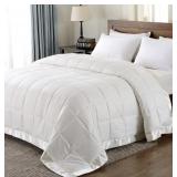 New downluxe King Size Blanket, Lightweight Down