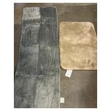 Lot of 2 Non-Slip Bathroom Rugs, Beige Rug Size