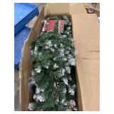 (6ft) Pre-lit pine cone Christmas tree new in