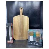 New lot of assorted Cole & mason items that