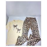 New 2pc outfit leopard print bows, Size 7 Year
