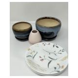 Lot of Dishware Kitchen Essentials, Includes 6