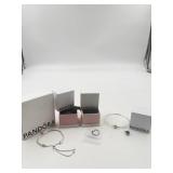 New Pandora (lot of 5) pieces of jewelry.