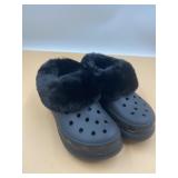 New furever crush crocs black m4/w6.