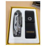 Leatherman Signal Multi-Tool - 19 Tools for