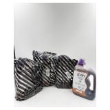 New (lot of 4) Indigo Wild Zum Clean Laundry Soap