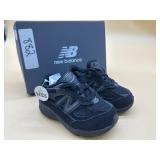 New size 4 New Balance kids shoes