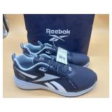 New size 7 Reebok womenï¿½s shoes