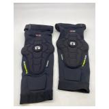 Large Form Pro-Rugged 2 MTB Knee Guards - Compress