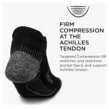 Feetures Plantar Fasciitis Relief Sock Light Cushi