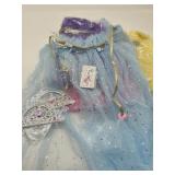 Lot of 4 Size Medium Girls  Princess Capes with 2