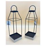 New lot of two lanterns