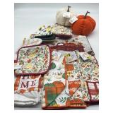 Large Lot of Fall Themed Home Decor!! Includes Kit