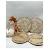 Lot of Fall Decor!! Includes 4 PCs Lazy Susan s, P