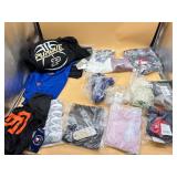 Levi s, Columbia and more name brand clothing asso