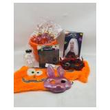 Lot of 11- 3 Buckets, 2 bags, Wig and Headband, Sk