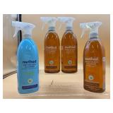 Method wood cleaner and bathroom cleaner