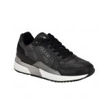 Size 6.5 damaged box GUESS Women