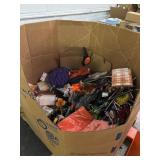 Full pallet of Halloween/fall decor and more goodi