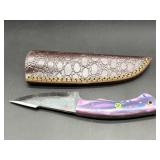Damascus pattern fixed blade drop point hunting kn