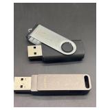 1,000GB and 512GB flash drives