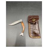 8-inch fish-shaped folding pocket knife featuring