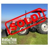 Case Farmall 95 Tractor