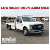 2017 Ford F-350 Flatbed Truck