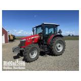 2022 Massey Ferguson 5711D Wheel Tractor w/ Deluxe