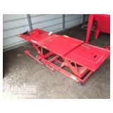 1,000 lbs Motorcycle Lift