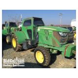 John Deere 6125M Tractor