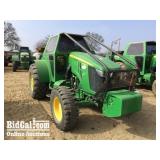 John Deere 5125M Wheel Tractor