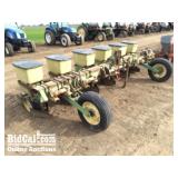 6 Row John Deere 7100 Planter