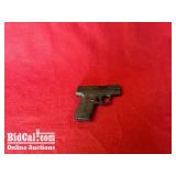 OFF-SITE Smith & Wesson M & P Shield 40 S & W