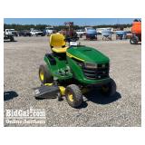 John Deere S140 Lawn Mower