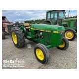 John Deere 2350 Wheel Tractor
