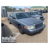 (DMV) 2002 Ford Crown Victoria Police In Sedan