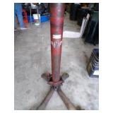 Milwaukee 2 ton Hydraulic Jack