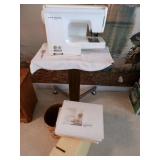 New Home Memory Craft 7000 Sewing Machine,
